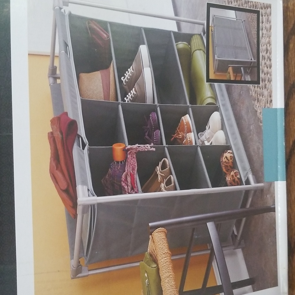 12-Compartment Organizer with Door